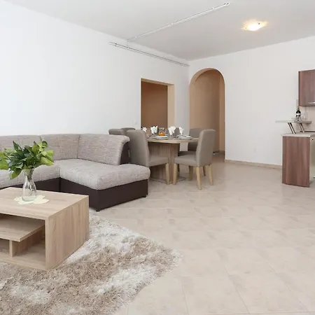 Sunny Elegant In Apartment Trogir